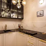 Canvas House Fragola - Heart Of Kazimierz * クラクフ